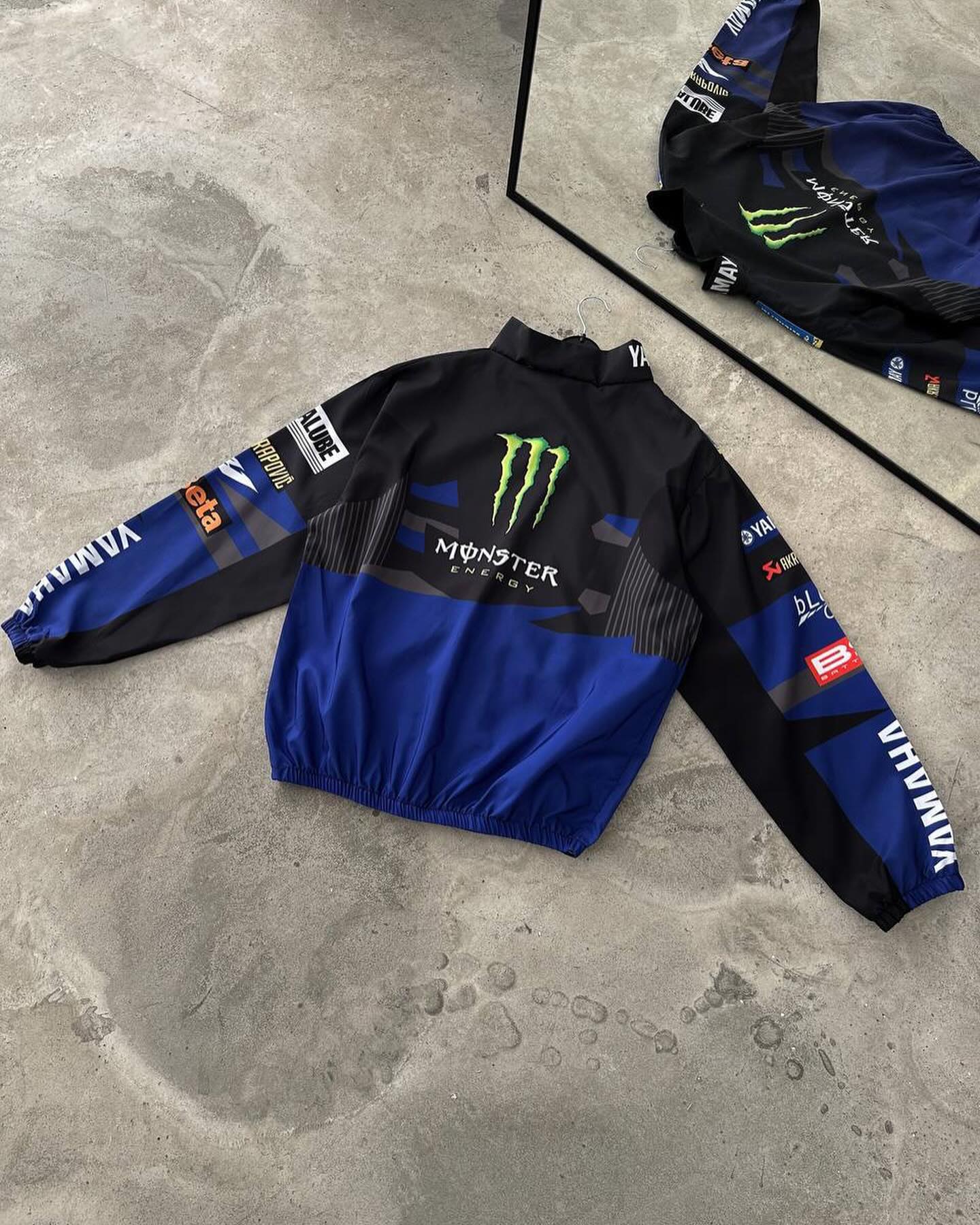 RaceRevolt Zipper jacket